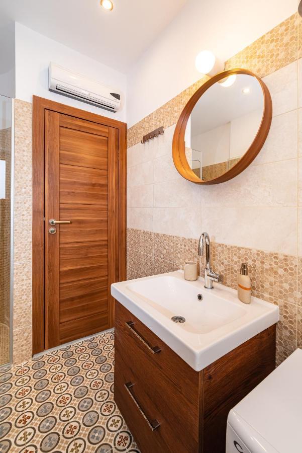 Ida Arts Apartments زادار المظهر الخارجي الصورة